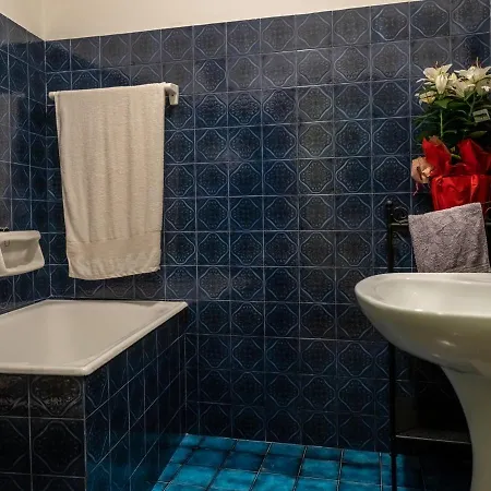 Bed & Breakfast Freddina Ma Supereconomica Letto Comodo