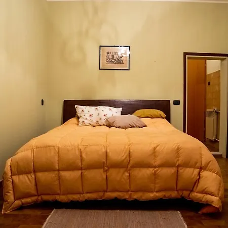 Bed & Breakfast Freddina Ma Supereconomica Letto Comodo